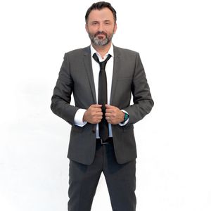 Exclusif -  Frédéric Lopez - Festival "Tout le monde chante contre le cancer" à Villefranche-de-Rouergue, le 4 juillet 2015. © Christophe Clovis / Bestimage