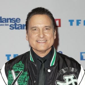 Le juré de "Danse avec les stars" lui a rendu hommage en la décrivant comme "un rayon de soleil, une femme dynamique, volontaire, forte".
Jean-Marc Généreux - Photocall de lancement de la saison 2026 de "Danse avec les stars" (DALS) au siège de TF1 à Boulogne-Billancourt le 18 décembre 2025. © Coadic Guirec/Bestimage