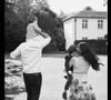 Ce n'est pas le cas de Lilibet sur le cliché
Le prince Harry, duc de Sussex et Meghan Markle, duchesse de Sussex, avec leurs enfants Archie et Lilibet. Backgrid USA / Bestimage