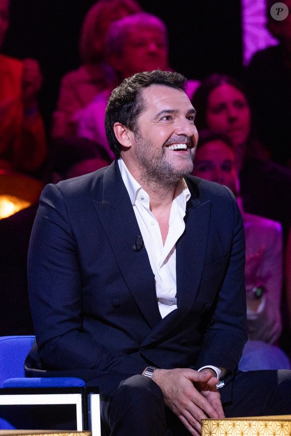 Arnaud Ducret lors de l'enregistrement de l'émission "La Boîte à secrets", présentée par Faustine Bollaert et diffusée le 17 octobre sur France 3, dans les studios du Lendit à Saint-Denis, France, le 23 septembre 2025.

© Cyril Moreau/Bestimage