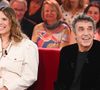 Pour l'occasion, un duo père-fille formé Julien Clerc et Vanille.

Exclusif - Julien Clerc et sa fille Vanille Clerc - Enregistrement de l'émission Vivement dimanche au studio rive gauche presentée par M. Drucker avec une diffusion sur France 3 le 23 novembre. © Guillaume Gaffiot/Bestimage