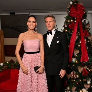 Le prince Emmanuel-Philibert de Savoie et Adriana Abascal lors du dîner de gala de l'association de l'Ordre des Saints-Maurice-et-Lazare au Yacht Club de Monaco, le 26 novembre 2025. 

© Bruno Bebert / Bestimage