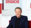 Michel Drucker est bel et bien de retour !

Exclusif - Michel Drucker sur le plateau de l'émission "Vivement dimanche", diffusée sur France 3. Paris. © Guillaume Gaffiot / Bestimage