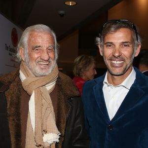 Jean-Paul Belmondo et son fils Paul Belmondo lors de la présentation en avant-première de 'The Gazelles' un film réalisé par Paul Belmondo et projeté à l'Unesco en présence de Audrey Azoulay la directrice générale de l'Unesco et Dominique Serra fondatrice et directrice du Rallye des Gazelles du Maroc.
 

Paris le 24 novembre 2017
© Denis Guignebourg / Bestimage