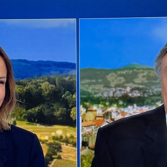 Jacques Legros présente son dernier JT de 13 heures en sa qualité de joker pendant près de 26 ans sur TF1, le 9 mai 2025. Emu aux larmes, le journaliste a passé le relais à Isabelle Ithurburu, qui sera à partir de mi-juillet 2025. 
© Agence via Bestimage