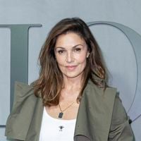 Nadia Farès actuellement prise en charge, elle a été retrouvée au fond de la piscine d'un établissement parisien huppé