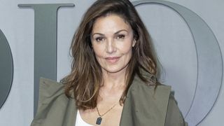 Nadia Farès actuellement prise en charge, elle a été retrouvée au fond de la piscine d'un établissement parisien huppé