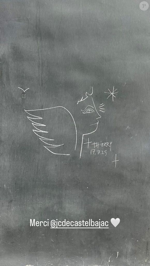 Jean-Charles de Castelbajac qui avait dessiné cette esquisse non loin de l'église St-Roch le jour des obsèques de Thierry Ardisson

Un dessin signé Jean-Charles de Castelbajac pour la disparition de Thierry Ardisson