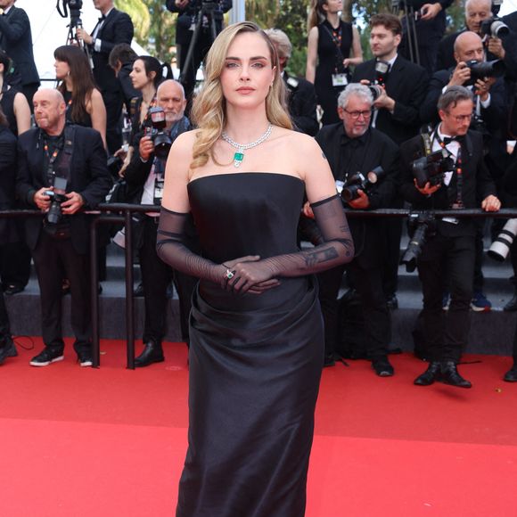 Cara Delevingne assiste au tapis rouge de "La Venue De L'avenir" (Colours Of Time) lors de la 78ème édition du Festival de Cannes au Palais des Festivals le 22 mai 2025 à Cannes, France. Photo by Jerome Domine/ABACAPRESS.COM