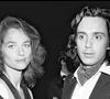 "Charlotte Rampling observe son mari, Jean-Michel Jarre, peignant un tableau abstrait dans la verrière de leur maison de Croissy, dans les Yvelines. Le soleil joue à travers les stores, une journée vide s’annonce, elle lui dit : 'J’aimerais faire des choses avec mes mains.' Il répond : 'Lance-toi !'"

Jean-Michel Jarre et Charlotte Rampling au Festival de Cannes en 1979.
Bestimage