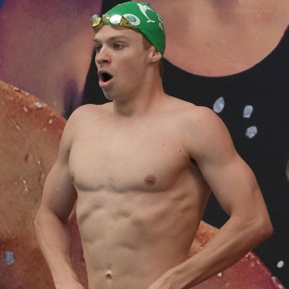 Ancien nageur de haut niveau, Xavier Marchand apparaît aux côtés de son fils dans une série documentaire consacrée au parcours du champion baptisée "Léon, au delà de l'or"

Léon Marchand des Dauphins Toulouse OEC  Lors des séries du 200m brasse hommes aux Championnats de France de natation à la piscine olympique Raymond Sommet à Saint-Étienne le 29 juin 2026. © Laurent Lairys/PsnewZ/Bestimage