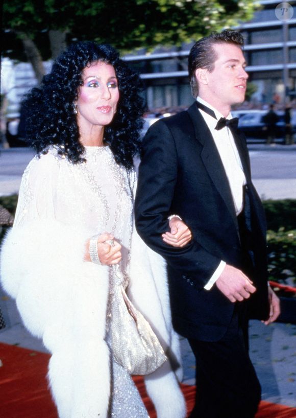 Après sa mort, Cher a tenu à rendre hommage à Val Kilmer

Archives - Cher et Val Kilmer en 1984. Photo by Ralph Dominguez/MediaPunch