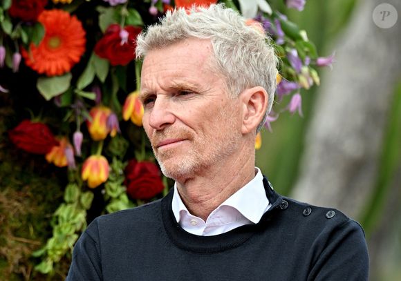 Triste nouvelle pour l'équipe de "Koh-Lanta".

Exclusif -  Denis Brogniart, le parrain de l'événement, durant la remise des prix du Festival des Jardins de la Côte d’Azur, dans les jardins de la villa Eilenroc, à Antibes Juan les Pins.
 © Bruno Bebert / Bestimage