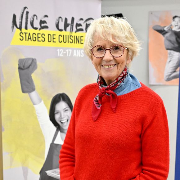 Exclusif - Mercotte, la jurée de l'émission "Le Meilleur Pâtissier" sur M6, est venue à Nice, le 26 avril 2024, pour rencontrer les adolescents du stage culinaire « Nice Chef » et superviser leurs réalisations, des biscuits de Savoie façon Mercotte. © Bruno Bebert / Bestimage