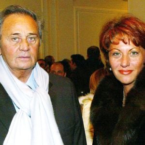 Roger Hanin et sa fille Isabelle Hanin le 02/03/2004.
Crédit Jean Louis Macault / Bestimage