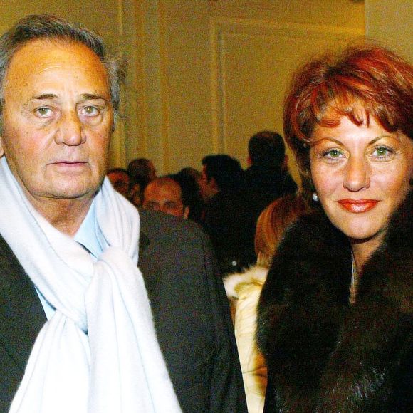 Roger Hanin et sa fille Isabelle Hanin le 02/03/2004.
Crédit Jean Louis Macault / Bestimage