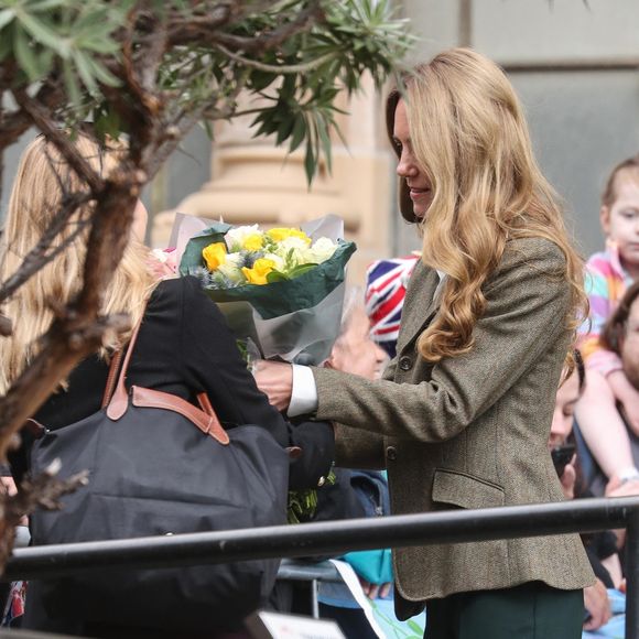Catherine (Kate) Middleton, arborant des cheveux blonds, visitent les jardins, récemment transformés, du musée d'histoire naturelle à Londres, le 4 septembre 2025. (Backgrid UK/ Bestimage).