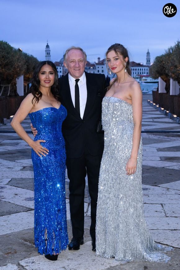 Salma Hayek, François-Henri Pinault, Mathilde Pinault - La famille Pinault est réunie lors du dîner de gala de la Fondation Cini, juste avant la 60e Biennale de Venise, le 17 avril 2024.
