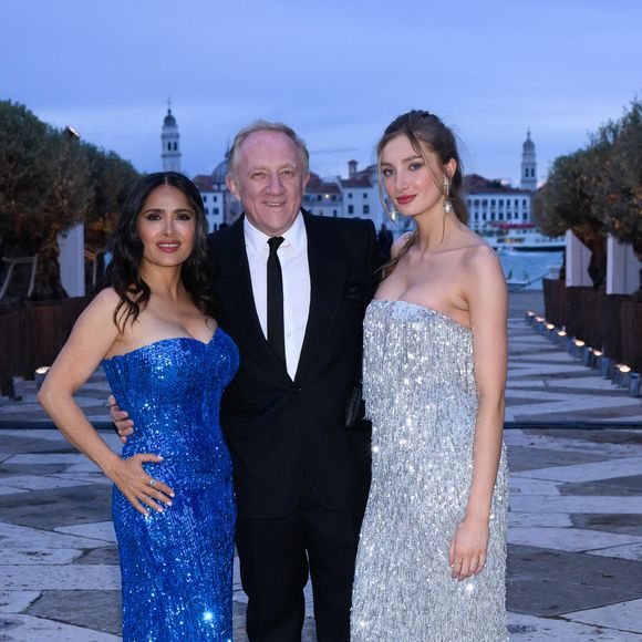 Salma Hayek, François-Henri Pinault, Mathilde Pinault - La famille Pinault est réunie lors du dîner de gala de la Fondation Cini, juste avant la 60e Biennale de Venise, le 17 avril 2024.