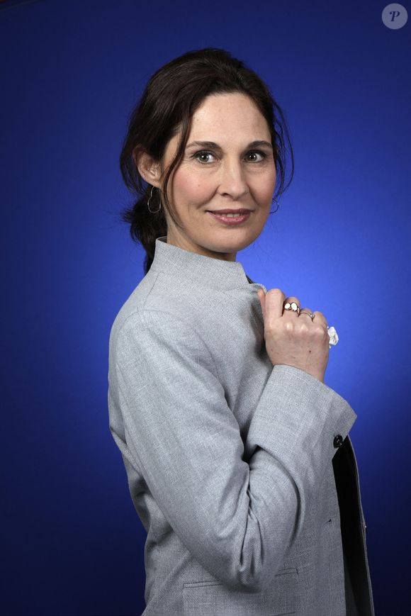 Dominique Lagrou-Sempere pose lors d'une séance photo à Paris, France, le 07 mars 2023. Photo par VIM/ABACAPRESS.COM