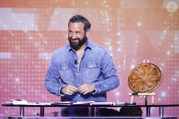 Exclusif - Cyril Hanouna, sur le plateau de TBT9 (Tout beau tout n9uf) présenté par C.Hanouna, et diffusé en direct sur W9, Paris, France, le 06 janvier 2026. © Jack Tribeca / Bestimage