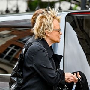 Muriel Robin lors des funérailles de B. Chirac à la basilique Sainte-Clotilde à Paris (7e) le 12 juin 2026. L’ancienne première dame de France est décédée le 5 juin 2026 à l’âge de 93 ans. 
© Jacovides / Liewig / Bestimage