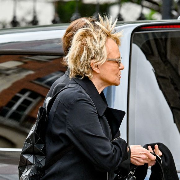 Muriel Robin lors des funérailles de B. Chirac à la basilique Sainte-Clotilde à Paris (7e) le 12 juin 2026. L’ancienne première dame de France est décédée le 5 juin 2026 à l’âge de 93 ans. 
© Jacovides / Liewig / Bestimage