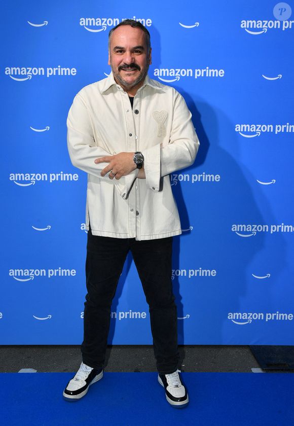 Depuis, le comédien, qui fête ses 52 ans ce 22 septembre 

François-Xavier Demaison - Prime d'Amazon fait sa fête foraine au Bridge Club à Paris le 25 juin 2025.   © Veeren/Bestimage