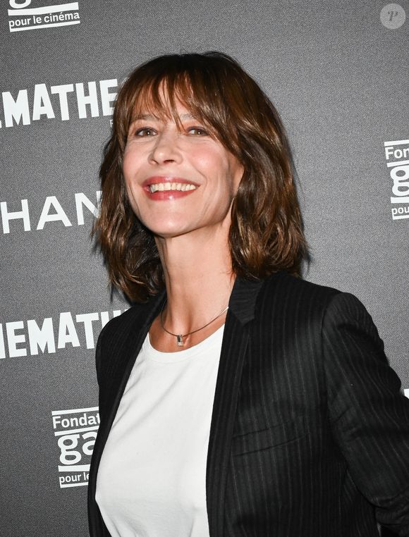 Sophie Marceau au photocall de l'avant-première du film "Une femme de notre temps" à la cinémathèque française à Paris, France, le 29 septembre 2022. © Coadic Guirec/Bestimage