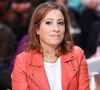 Si Léa Salamé devait revenir le 3 novembre 2025, voilà que son retour a été modifié.

Léa Salamé - Les personnalités se mobilisent lors de la 37ème édition du Téléthon sur le plateau de France 2, avec pour parrain Vianney. Cette année, 80,6 millions de dons ont été promis. Le 9 décembre 2023. 
© Coadic Guirec / Bestimage
