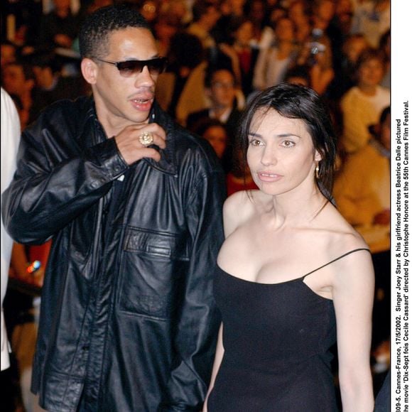 © Hahn-Nebinger-Petit/ABACA. 34809-5. Cannes-France, 17/5/2002. Le chanteur Joey Starr et sa compagne l'actrice Béatrice Dalle à leur arrivée à la projection du film 'Dix-Sept fois Cécile Cassard' réalisé par Christophe Honoré au 55ème Festival de Cannes.