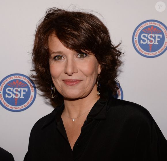 Les deux animateurs vont prochainement se retrouver ensemble à l'écran

Exclusif - Carole Rousseau - Dîner de gala et vente aux enchère pour l'association "Sauveteurs sans frontières" ("Qui sauve une vie sauve l'humanité") à l'hôtel du collectionneur à Paris, France, le 13 février 2018. © Rachid Bellak/Bestimage