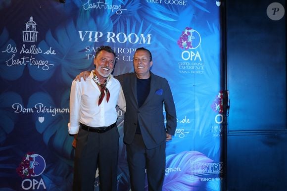 Jean Roch a reçu ses amis pour fêter la fermeture de son célèbre club privé, "VIP Room" à Saint-Tropez, après 29 ans d'existence, le 5 avril 2026. Après un dernier week-end de fête, du 3 au 5 avril 2026, le célèbre établissement sera remplacé par le "Lilly's Club".
© Franz Chavaroche / Bestimage