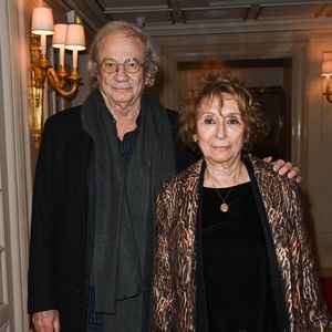 Patrick Chesnais et sa femme Josiane Stoléru - Gala caritatif des "Stéthos d'Or" qui récompensent les artistes qui contribuent au bien-être de tous, organisé par la Fondation pour la Recherche en Physiologie au George V à Paris, le 27 mars 2023. © Coadic Guirec-Rachid Bellak/Bestimage