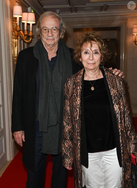 Patrick Chesnais et sa femme Josiane Stoléru - Gala caritatif des "Stéthos d'Or" qui récompensent les artistes qui contribuent au bien-être de tous, organisé par la Fondation pour la Recherche en Physiologie au George V à Paris, le 27 mars 2023. © Coadic Guirec-Rachid Bellak/Bestimage
