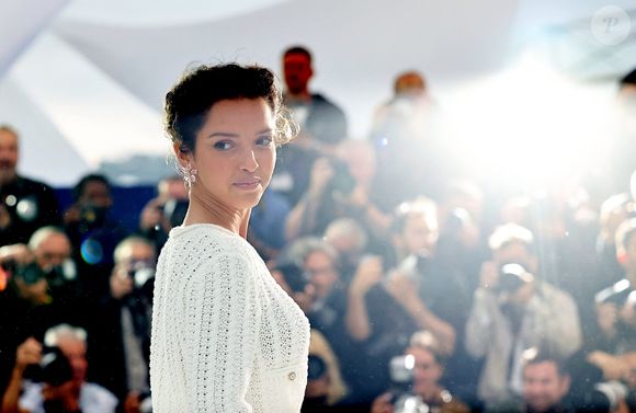 Lyna Khoudri - Photocall du film "Les aigles de la République" lors du 78ème Festival International du Film de Cannes le 20 mai 2025. © Jacovides-Moreau / Bestimage