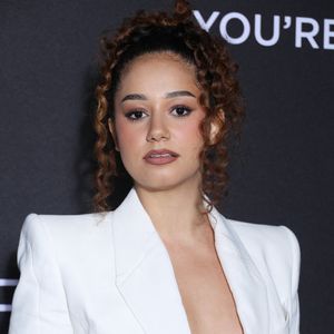 Lena Situations a elle aussi assisté à ce défilé

Lena Situations au défilé « L' OREAL » Collection Prêt-à-Porter Printemps-Été 2026 lors de la Fashion Week de Paris (PFW), le  29 Septembre 2025.
© Denis Guignebourg / Bestimage