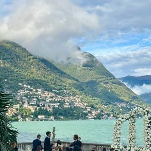 Quelques semaines plus tard, le couple a célébré une ultime cérémonie au lac de Côme, en Italie.

Mariage de Dylan Deschamps et Mathilde Cappelaere, 28 septembre 2025