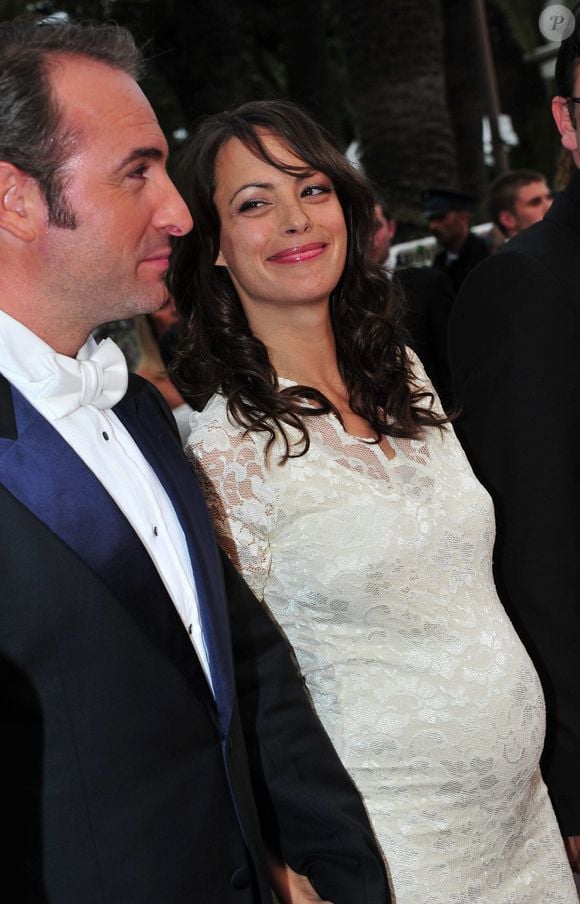 Jean Dujardin, Berenice Bejo, arrivant pour la projection du film 'Les Biens-Aimes' lors du 64ème Festival International du Film de Cannes, au Palais des Festivals à Cannes, dans le sud de la France, le 22 mai 2011. Photo par Hahn-Nebinger-Genin/ABACAPRESS.COM