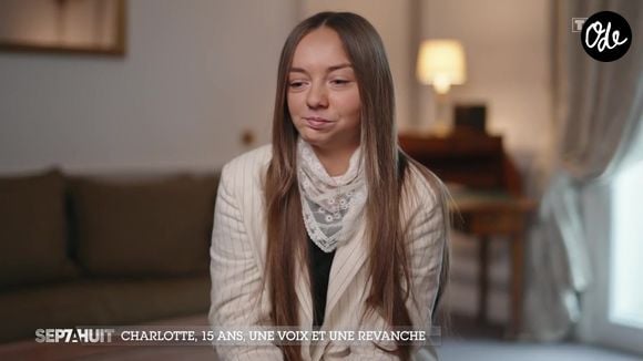 Charlotte doit encore mixer ses aliments et n'a pas le droit de croquer ni de mâcher pendant un mois.

Portrait de la semaine de "Sept à Huit" sur TF1 le dimanche 12 avril 2026.

© TF1 / Sept à Huit