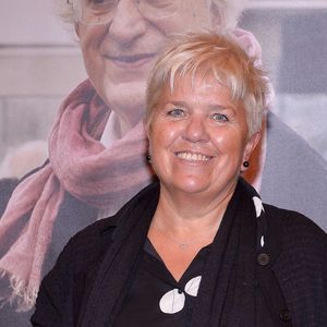 L'actrice a récemment révélé qu'elle souffrait de problèmes de mobilité.

Mimie Mathy assiste à la cérémonie d'hommage à Bertrand Tavernier lors du 13e Festival des Lumières à Lyon, en France, le 10 octobre 2021. Photo de Julien Reynaud/APS-Medias/ABACAPRESS.COM