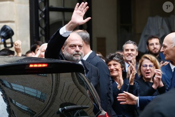 Eric Dupond-Moretti, ancien ministre de la Justice, garde des sceaux lors de la passation de pouvoir au ministère de la Justice après la mise en place du gouvernement Barnier à Paris le 23 septembre 2024.

© Christophe Clovis / Bestimage