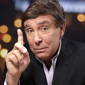 Rendez-vous portrait en studio avec Jean-Pierre Foucault à Paris le 9 novembre 2017.
© Cédric Perrin / Bestimage