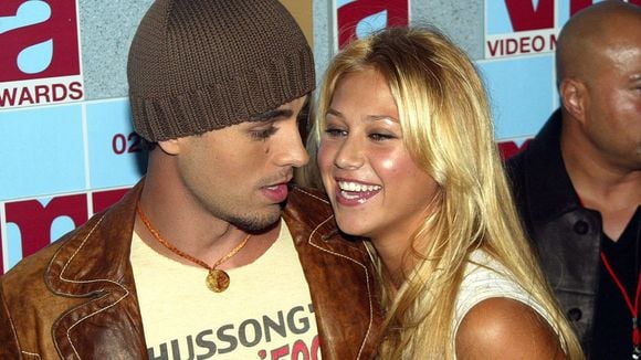 Anna Kournikova, maman comblée : elle dévoile une rare photo avec ses 3 enfants… Enrique Iglesias bientôt papa à nouveau ?