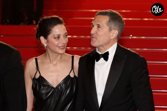 Il résume cet attachement par une autre phrase forte : « Mes enfants sont mon socle ».

Marion Cotillard et Guillaume Canet - Descente des marches du film « Karma » lors du 79ème Festival International du Film de Cannes, le 15 mai 2026. © Jacovides-Moreau / Bestimage