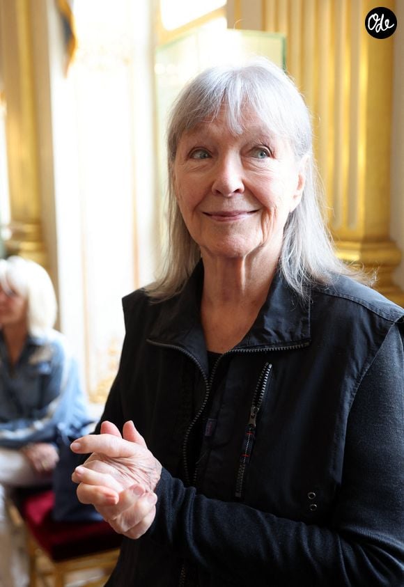 Née dans une famille russe, elle débute au cinéma dès l’enfance avant de s’imposer à 15 ans dans Avant le déluge d’André Cayatte. 

Exclusif - Marina Vlady - Cérémonie de remise des insignes de commandeure de l'ordre national du mérite à Jacqueline Franjou et des insignes de commandeur des Arts et Lettres à Jacques Rouveyrollis par Rima Abdul Malak, Ministre de la Culture Paris 4 juillet 2023. © Dominique Jacovides/Bestimage
