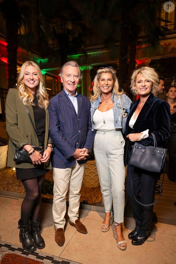 Exclusif - Valentine Sled, William Leymergie, Caroline Margeridon et Sophie Davant lors de l'inauguration du Restaurant & Bar 19.20 by Norbert Tarayre à l'hôtel Prince de Galles à Paris le 10 octobre 2023.
© Pierre Perusseau / Coadic Guirec / Bestimage