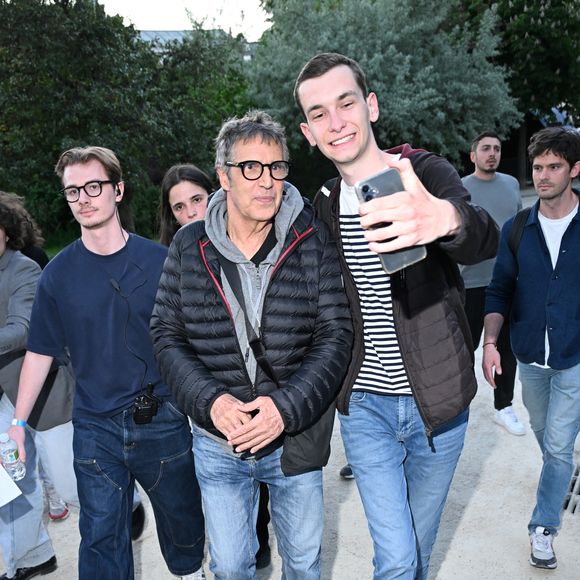 Julien Clerc - Arrivées à l'enregistrement de l'émission "Serge Lama le dernier rappel!" au théâtre Marigny à Paris le 29 avril 2025.

© Yehiel Chekroune / Bestimage