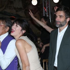 Laurent Voulzy, Nolwenn Leroy et son compagnon Arnaud Clément dansent sur la musique des Beatles - Dîner de Gala "Vaincre le cancer" au profit de la lutte contre les cancers dans les salons du Cercle de l’Union Interalliée à Paris le 17 Novembre 2024. © Bertrand Rindoff / Bestimage