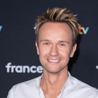 Cyril Féraud : Son fils Tim a bien grandi, il dépasse les objets très particuliers que l'animateur collectionne